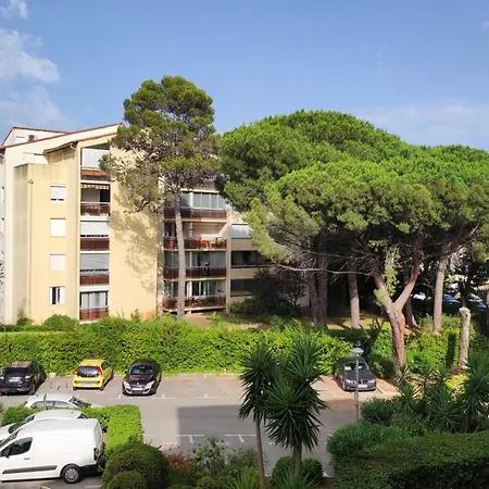 Climatisé - Parking - Au calme - Proche des activités * Fréjus